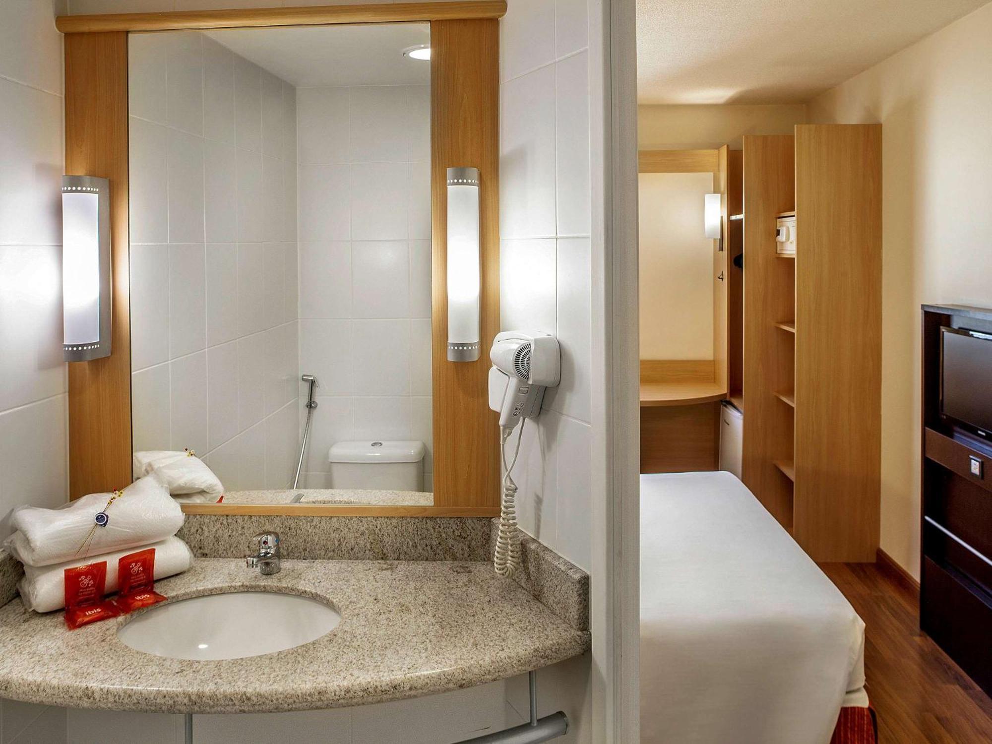 Ibis Belo Horizonte Liberdade Hotel Exterior foto